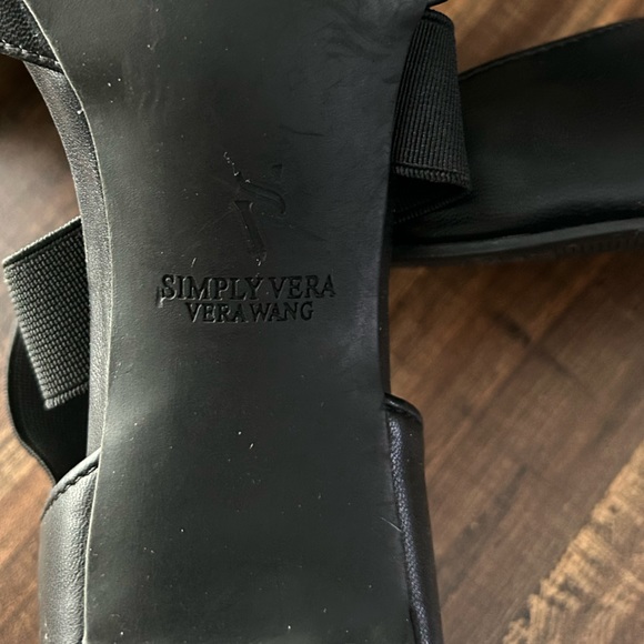 Simply Vera Wang Woman's Pointed Toe Pumps Sandals Size 9.5 - Picture 7 of 9